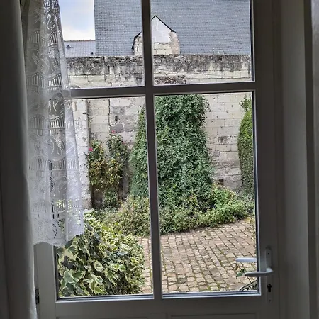 T2 Au Pied Du Chateau Sans Vis A Vis *