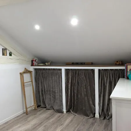 T2 Au Pied Du Chateau Sans Vis A Vis Apartment Saumur