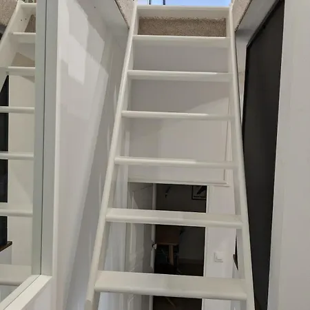 Apartment T2 Au Pied Du Chateau Sans Vis A Vis *