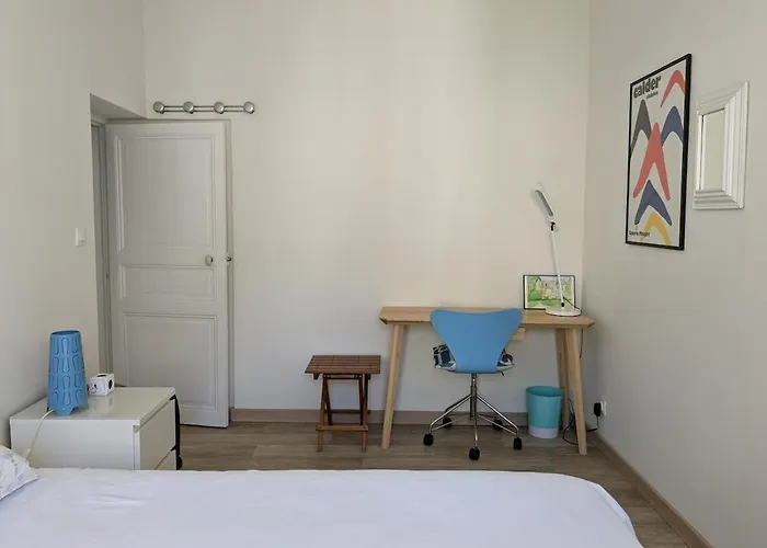 T2 Au Pied Du Chateau Sans Vis A Vis Apartment Saumur