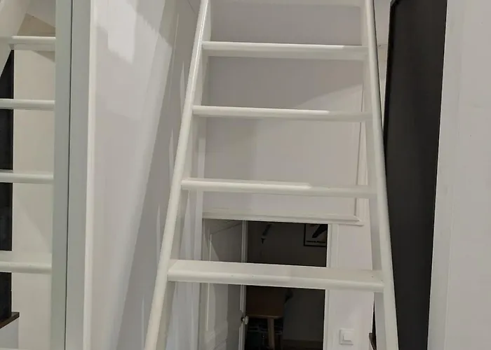 Apartment T2 Au Pied Du Chateau Sans Vis A Vis *