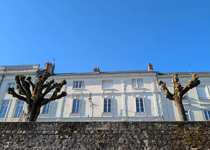 Apartment T2 Au Pied Du Chateau Sans Vis A Vis Saumur